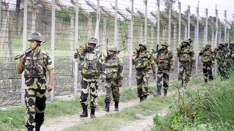 एलओसी पर पाकिस्तान के 68 आतंकी लॉन्चपैड सक्रिय : 120 आतंकी भारत में घुसने की तैयारी में; सुरक्षाबलों को निर्देश- टेररिस्ट सीमा के करीब न पहुंचें