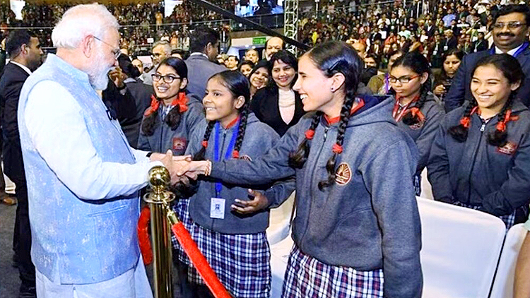 परीक्षा पे चर्चा 2026 : पीएम मोदी ने बढ़ाया बच्चोंका हौसला , बोर्ड एग्जाम से पहले छात्रों को मिली संजीवनी