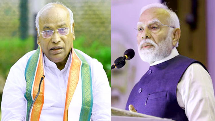 राष्ट्रगीत से जुड़े विवाद को लेकर कांग्रेस का आरोप : प्रधानमंत्री सबसे बड़े 'डिस्टॉरियन'