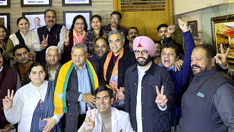 चंडीगढ़ के नए महापौर चुने गए भाजपा पार्षद सौरभ जोशी, आप के योगेश ढींगरा को हराया
