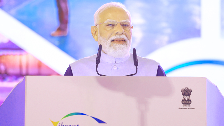 मोदी बोले-राजकोट को मिनी जापान बताने पर मेरा मजाक उड़ा : आज यहां स्क्रू ड्राइवर से रॉकेट तक के पार्ट्स बनते हैं