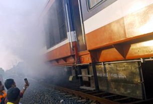 मध्य प्रदेश में मेमू ट्रेन के इंजन से उठा धुआं, यात्रियों में मचा हड़ंकप