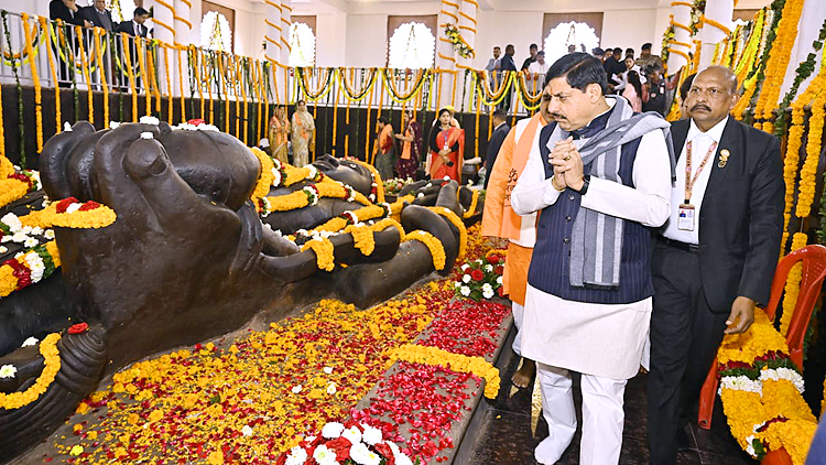 जमीन पर लेटे काल भैरव धाम का मुख्यमंत्री डॉ मोहन यादव ने किया लोकार्पण, रीवा में बनेगा इंडस्ट्रियल एरिया