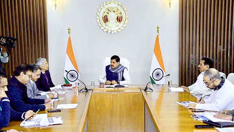 मुख्यमंत्री डॉ. यादव ने कृषक कल्याण वर्ष के लिए सभी कमिश्नर्स-कलेक्टर्स को वीसी से दिए निर्देश