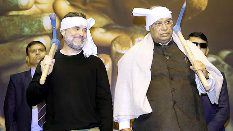 मनरेगा ने गरीबों को अधिकार दिया था... राहुल गांधी का भाजपा पर तीखा हमला, लोगों से की एक जुट होने की अपील