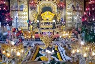 बसंती कमरा में ठाकुरश्री