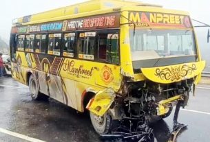 जम्मू-कश्मीर के उधमपुर में दर्दनाक रोड एक्सीडेंट : सीआरपीएफ जवान समेत 4 लोगों की मौत