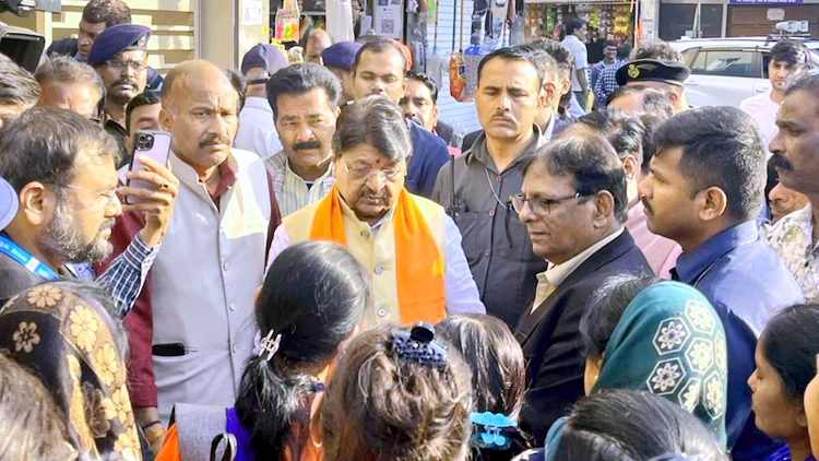 इंदौर में दूषित पेयजल से 13 लोगों के दम तोड़ने का दावा, प्रशासन ने की चार मौतों की पुष्टि