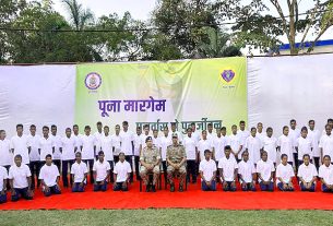 नक्सल मुक्त हो रहा छत्तीसगढ़! 1.41 करोड़ रुपए के इनाम वाले 52 माओवादियों ने किया आत्मसमर्पण