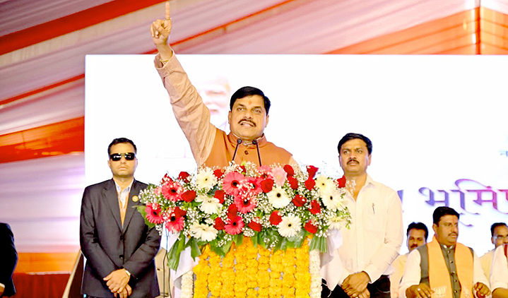 मुख्यमंत्री डॉ. मोहन यादव बोले : रोजगार सृजन की धुरी बनेंगे देवस्थान, उज्जैन मॉडल पर विकसित होंगे प्रमुख धार्मिक स्थल
