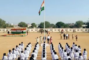 स्कूलों में राष्ट्रगीत के बाद शुरू होगी पढ़ाई : सभी 6 पैरा गाना जरूरी, जन गण मन से पहले गाया जाएगा वंदे मातरम