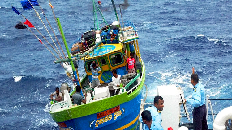 श्रीलंका नौसेना ने पाक जलडमरूमध्य में तमिलनाडु के 22 मछुआरों को किया गिरफ्तार : सीएम स्टालिन ने केंद्र से मांगी मदद