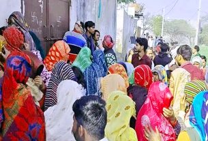 उत्तर प्रदेश के मथुरा में दिल दहला देने वाली खबर : एक ही परिवार के 5 लोगों ने जहर खाकर की खुदकुशी