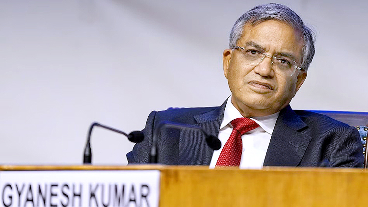 ज्ञानेश कुमार