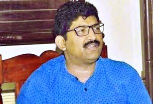 आईएएस अनुराग यादव