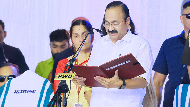 वी डी सतीशन