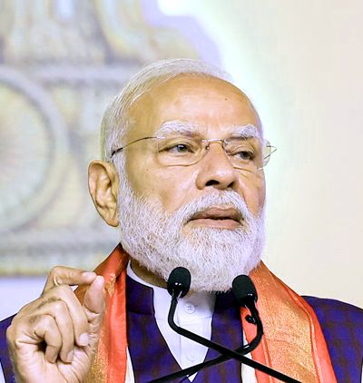 PM Modi Car Pooling