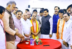 Mahesh Kewat