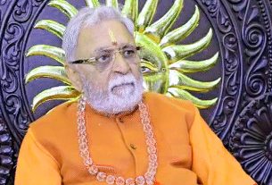 Sumnanand Giri Threat