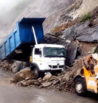 उत्तराखंड में भूस्खलन