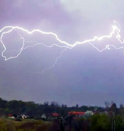 Lightning News